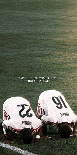 Rudiger Konate Prayer Moment Wallpaper