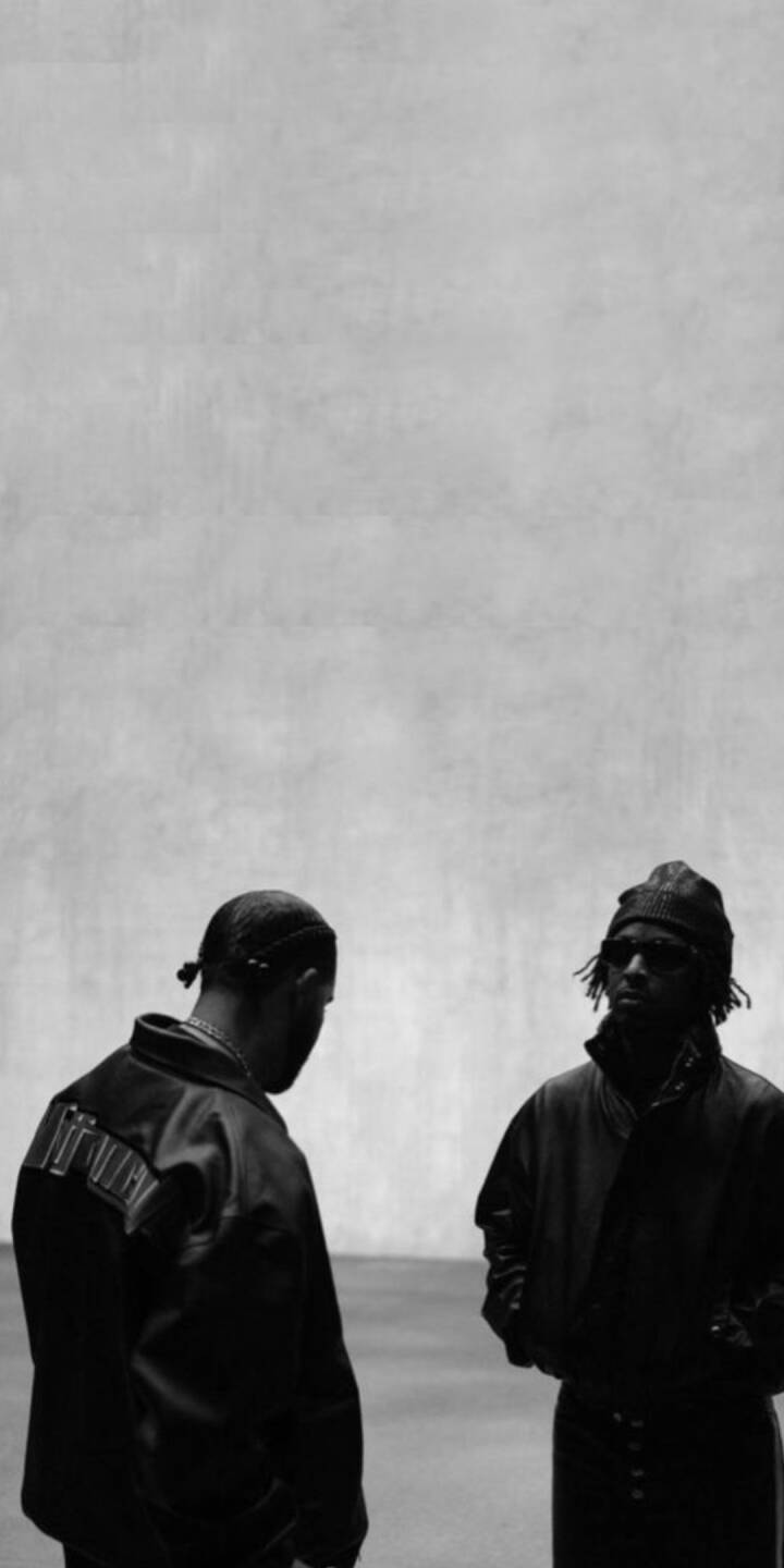 The striking black and white aesthetic highlights Drake, looking away in his jacket, while Gunna faces the viewer in a beanie and sunglasses against a minimalist concrete backdrop in this premium 4K wallpaper
ā an essential iPhone wallpaper for hip-hop fans. | artist The striking black and white aesthetic highlights Drake, looking away in his jacket, while Gunna faces the viewer in a beanie and sunglasses against a minimalist concrete backdrop in this premium 4K wallpaper
ā an essential iPhone wallpaper for hip-hop fans.
